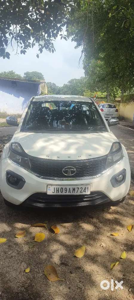 Tata Nexon 2018 Manual Petrol