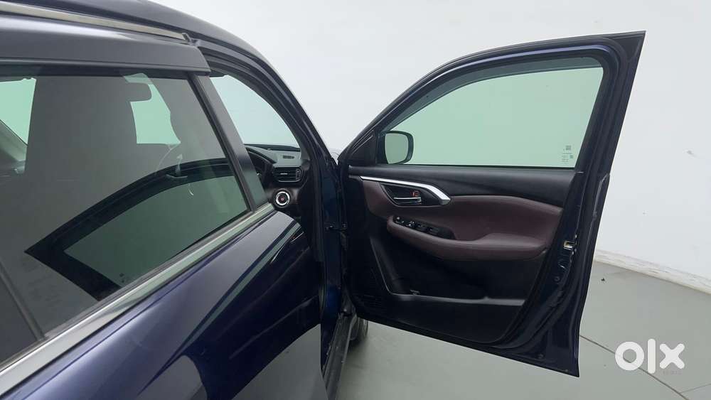 Maruti Suzuki Grand Vitara 1.5 Zeta Smart Hybrid At, 2023, Petrol