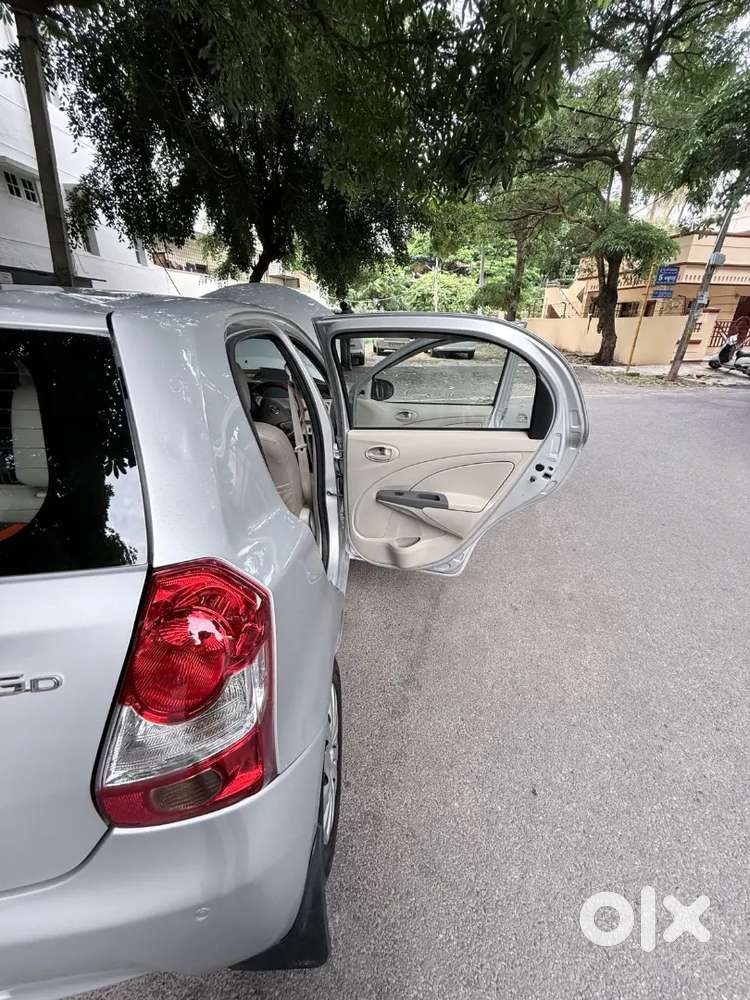 Toyota Etios Liva 2015 Diesel Well Maintained