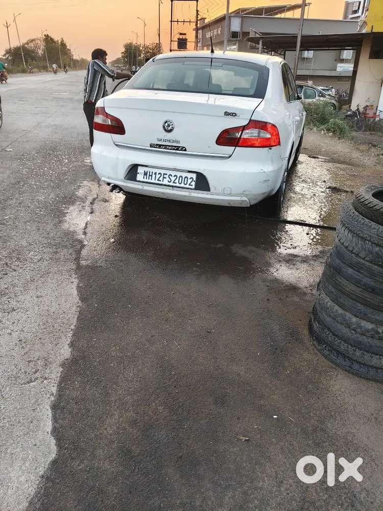 Skoda New Superb 2009 Diesel 100000 Km Driven