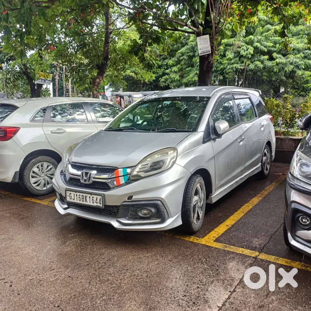 Honda Mobilio Rs Top Model