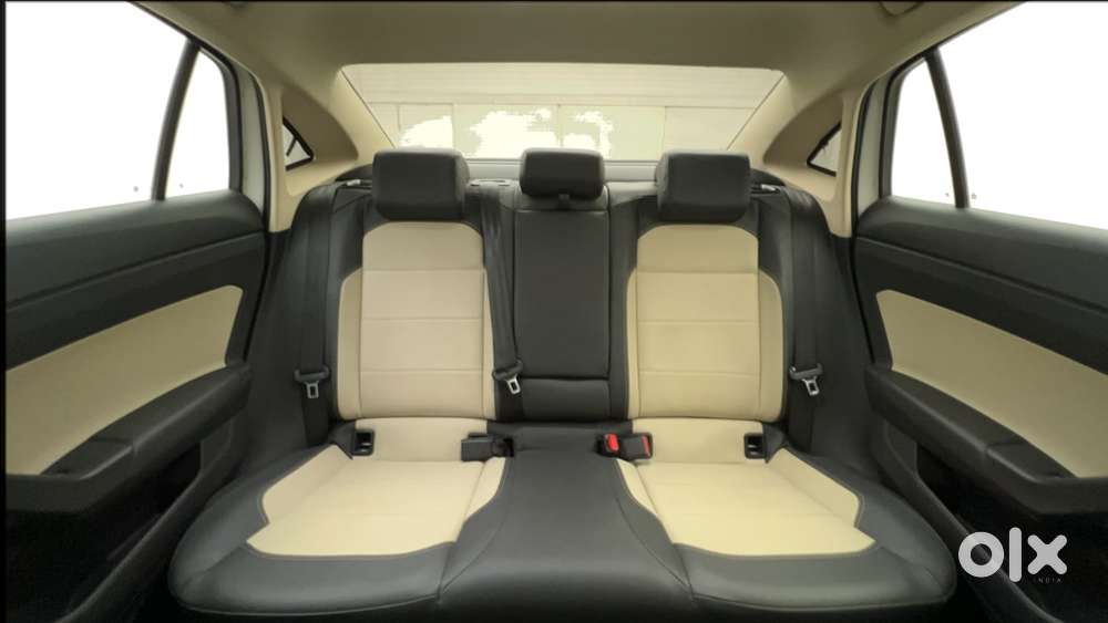 Skoda Slavia Style 1.5l Tsi Dsg, 2022, Petrol