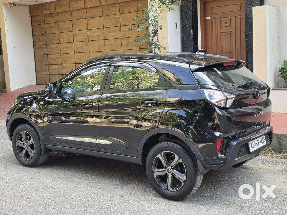 Tata Nexon 1.2 Revotron Xz Plus (l) Dark Edition, 2023, Petrol