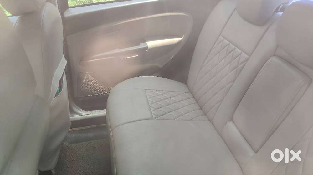 Good Condition Feat Linea Sale