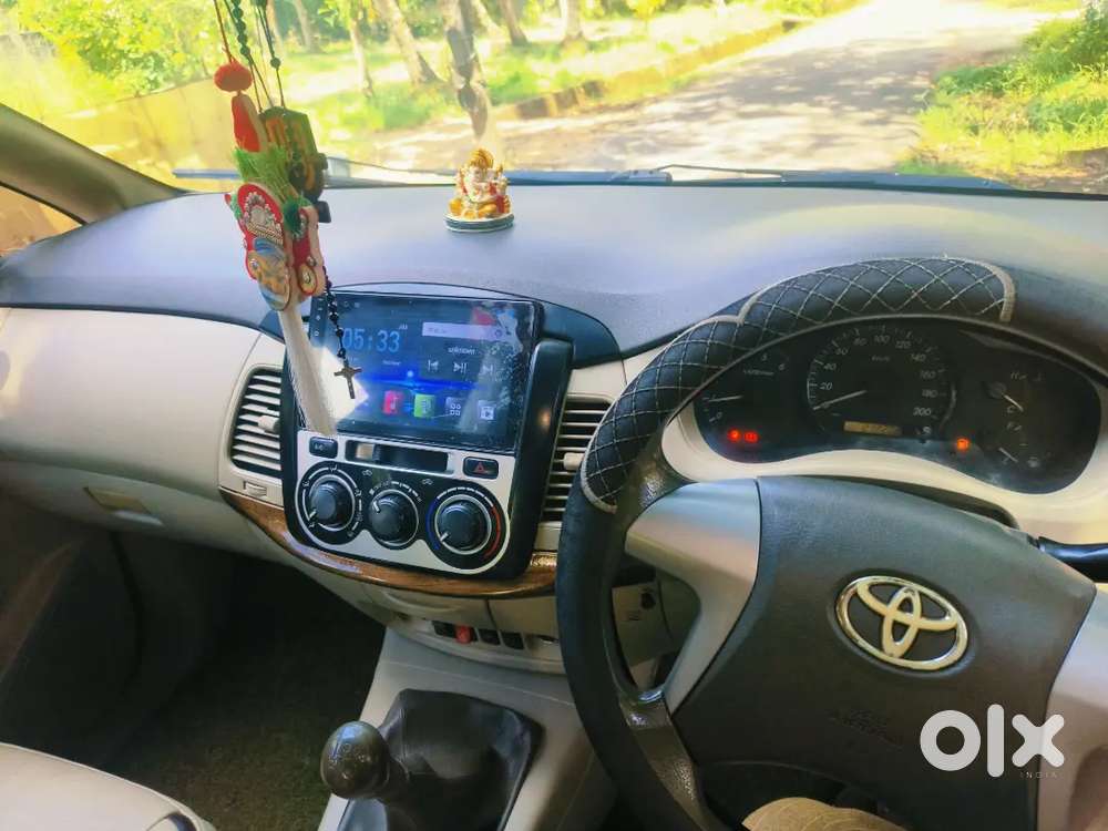 Toyota Innova 2013 Diesel 213000 Km Driven