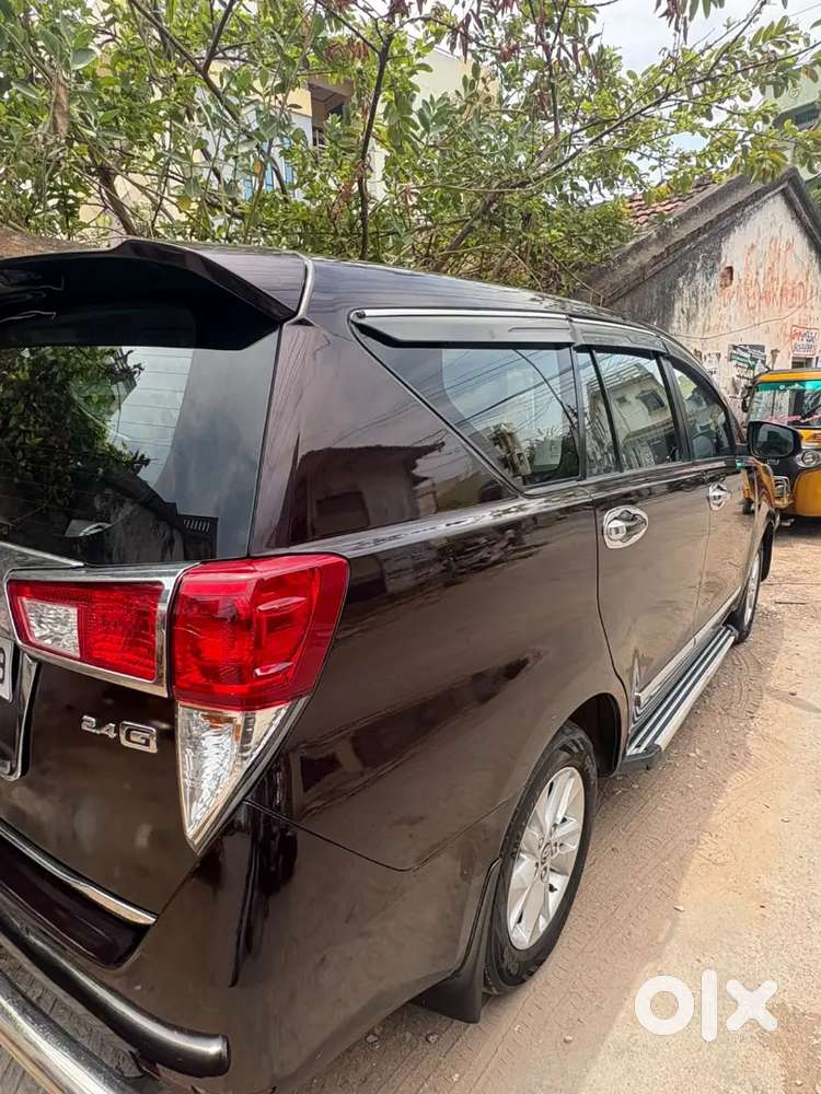 Toyota Innova Crysta Diesel Mt 2017