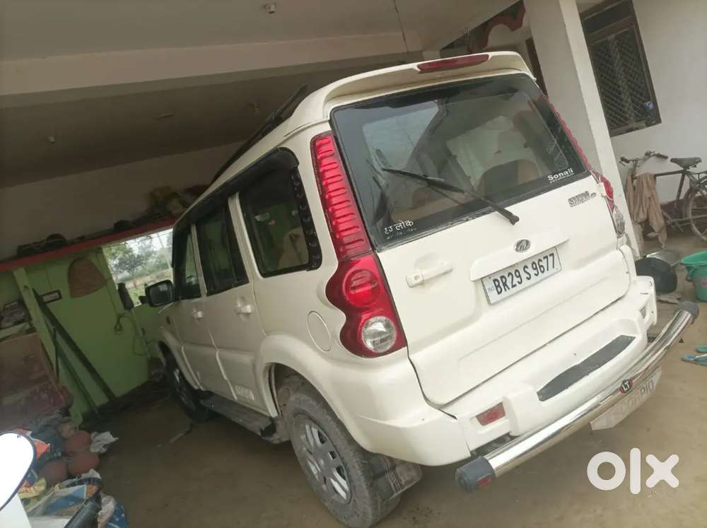 Mahindra Scorpio Sle 2015 Diesel Well Maintained
