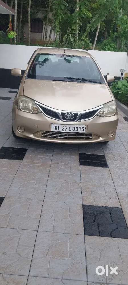 Toyota Etios 2012  Diesel 136000 Km Driven (dh Re Registration )