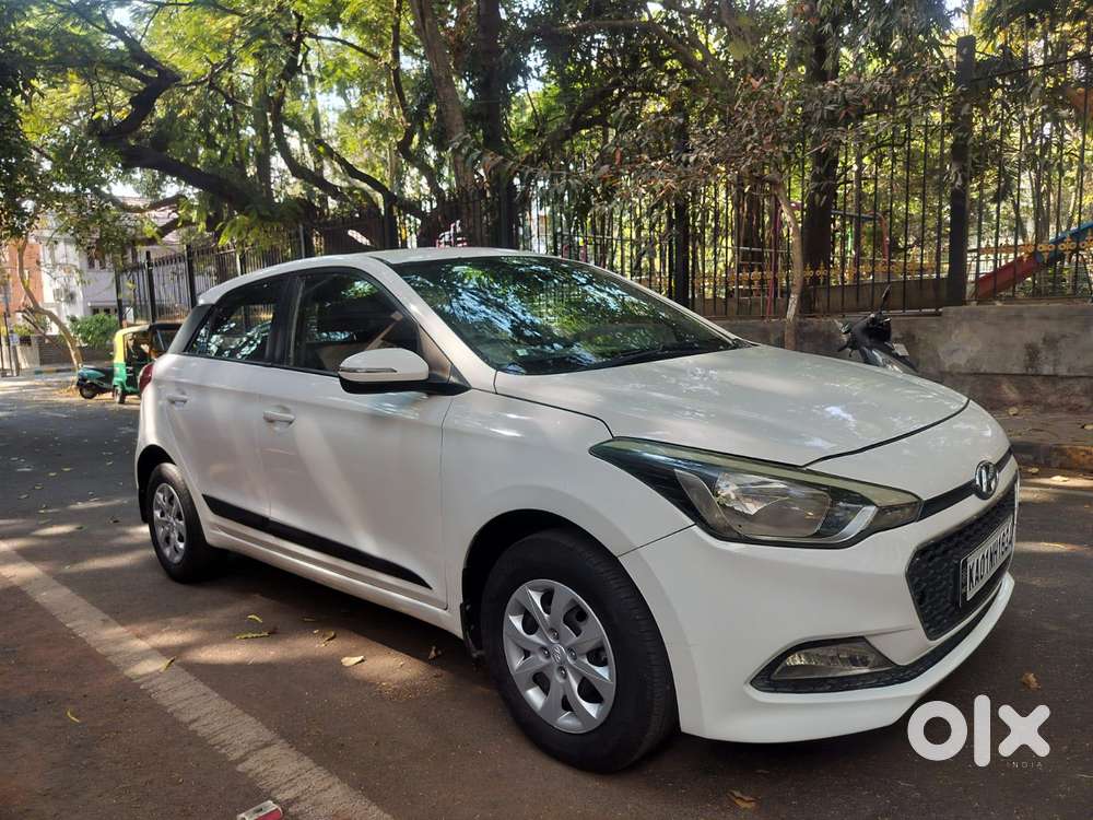 Hyundai Elite I20 Sportz (o) 1.2, 2014, Petrol