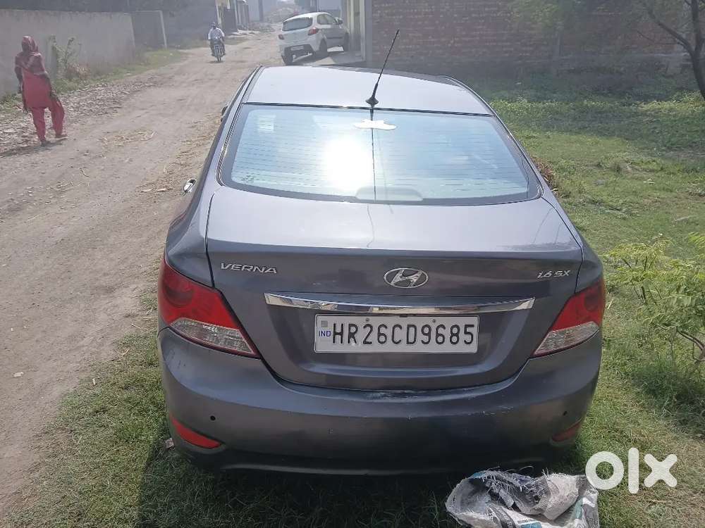 Hyundai New Verna 2013 Petrol 166000 Km Driven