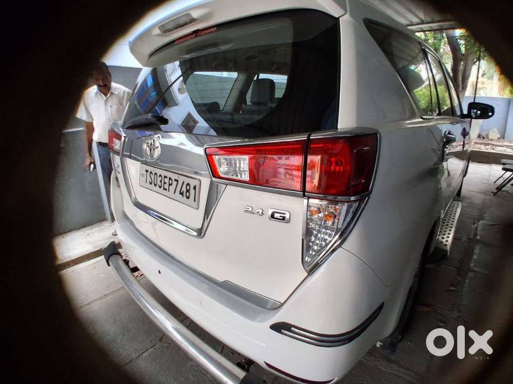 Toyota Innova Crysta 2.4 Gx Limited Edition 8 Str, 2017, Diesel