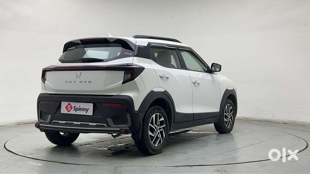Mahindra Xuv 3xo Ax5 1.5 Diesel Autoshift Plus, 2024, Diesel