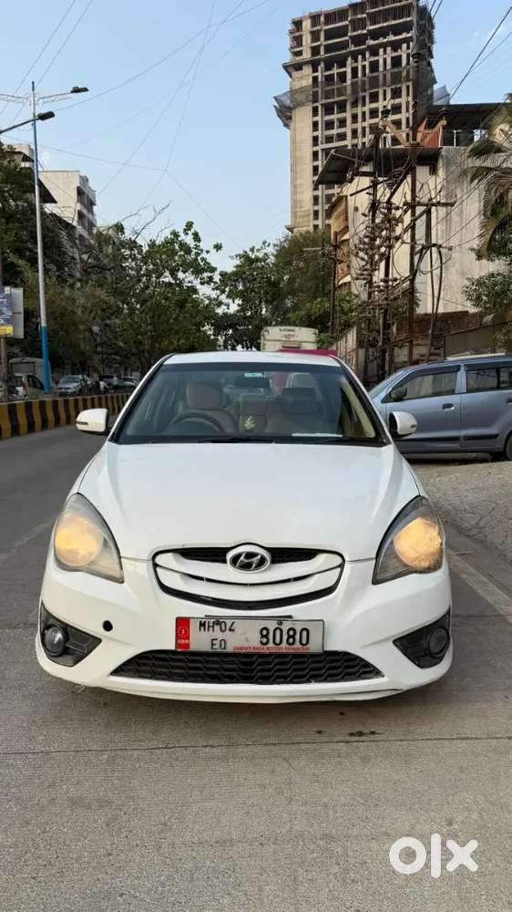 Hyundai Verna 2011 Petrol Well Maintained