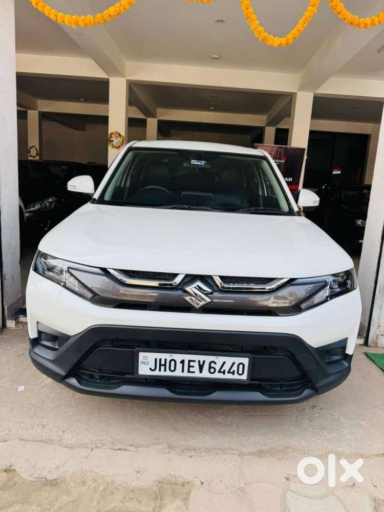 Maruti Suzuki Brezza 1.5 Lxi Smart Hybrid, 2022, Petrol