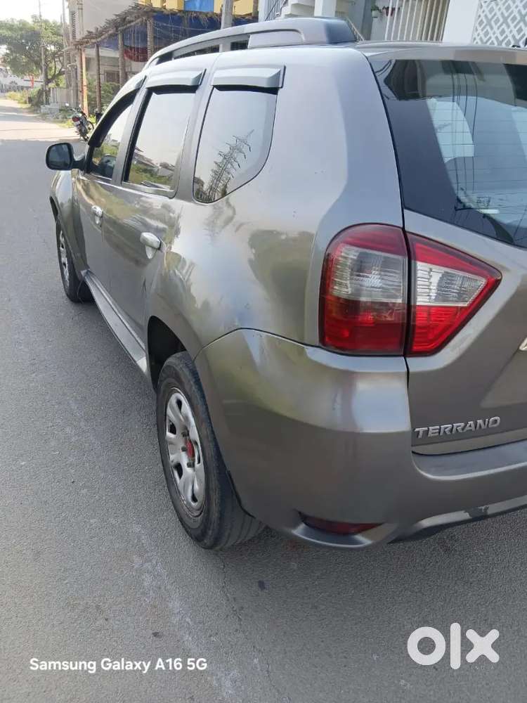 Nissan Terrano 2014
