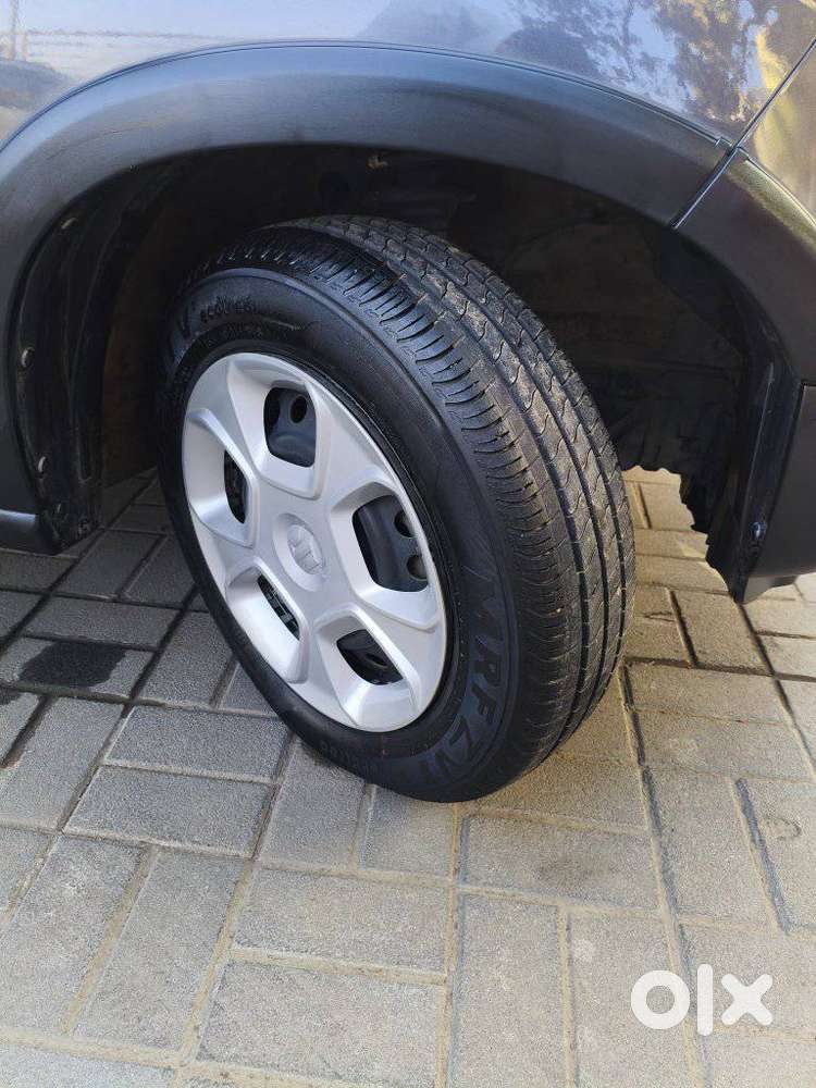 Maruti Suzuki S-presso Vxi, 2022, Petrol