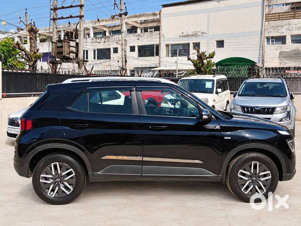 Hyundai Venue 1.0 S (o) Turbo Dct, 2024, Petrol