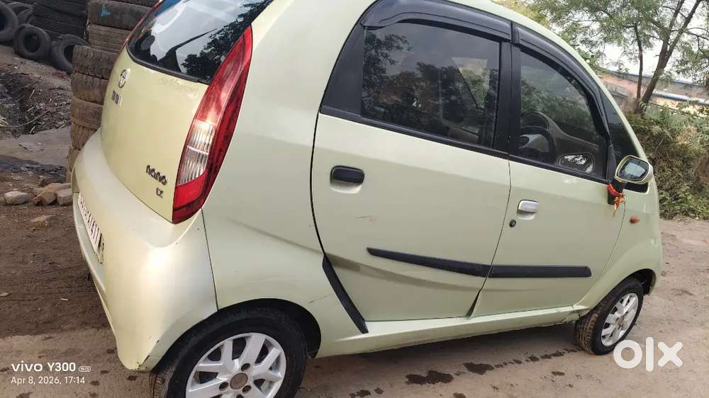 Tata Nano 2012