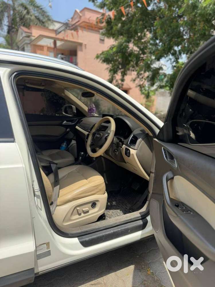 Audi Q3 2.0 Tdi Premium With Sunroof, 2014, Diesel