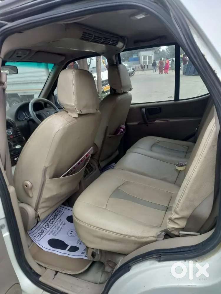 Tata Safari Dicor 2012