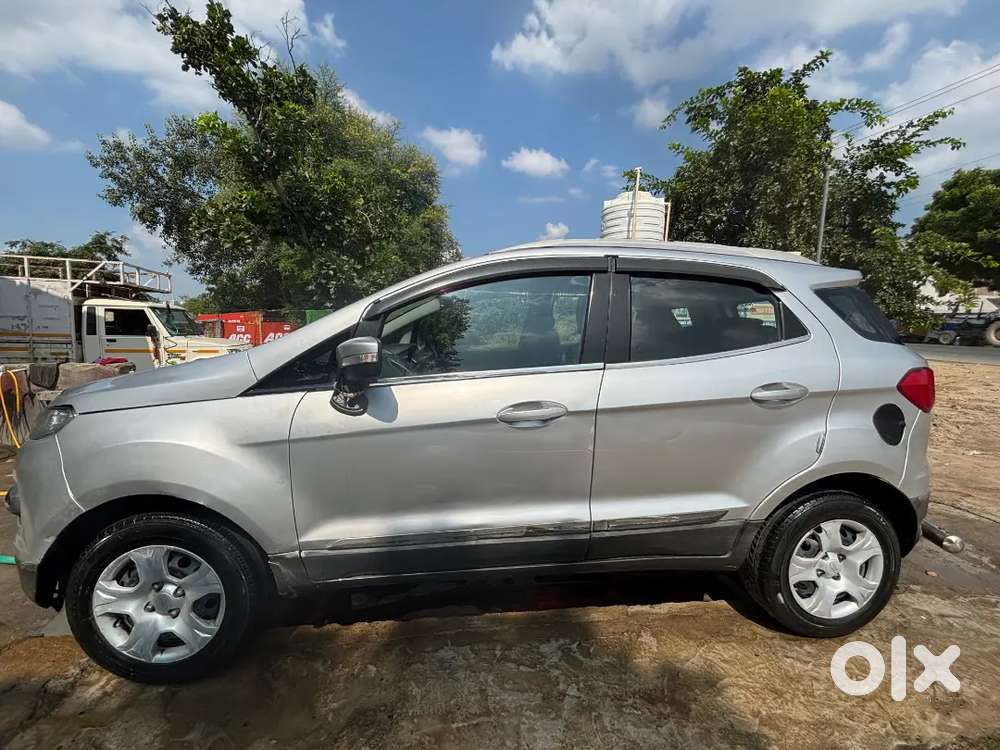 Ford Aspire Titanium Blu 2016