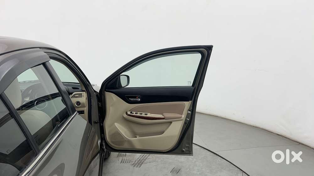 Maruti Suzuki Dzire 1.2 Zxi, 2018, Petrol