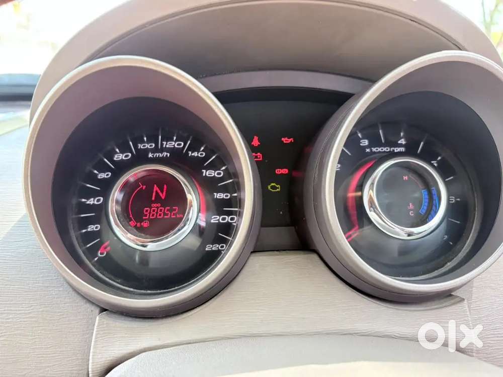 Mahindra Xuv500 2.2 Diesel Manual 2013