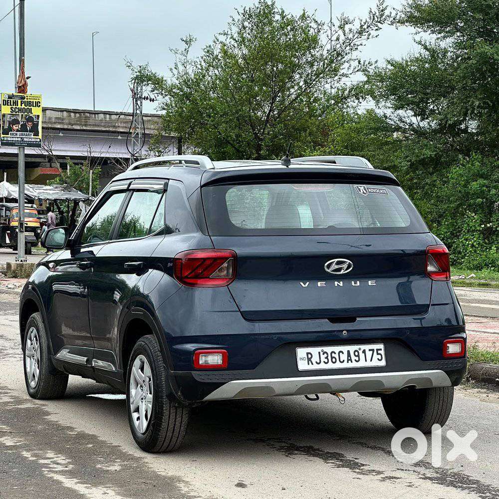 Hyundai Venue S 1.2 Petrol, 2020, Petrol