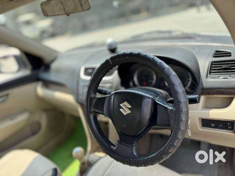Maruti Suzuki Swift Dzire Vxi Optional, 2012, Petrol