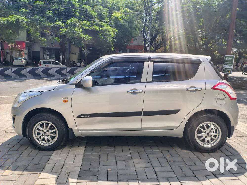 Maruti Suzuki Swift Lxi Option, 2016, Petrol
