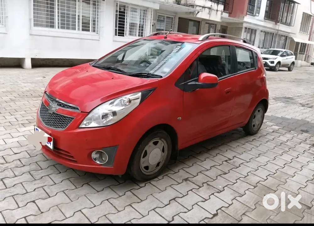 Chevrolet Beat Petrol 2013