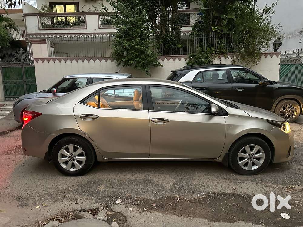 Toyota Corolla Altis 2017