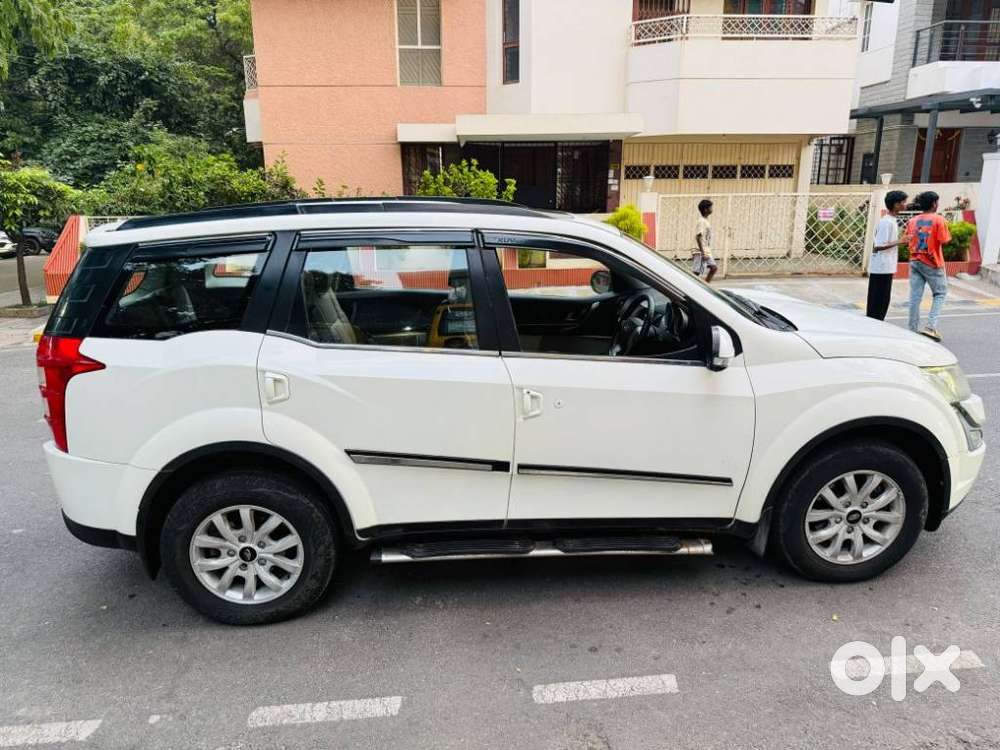 Mahindra XUV500 W10 2WD, 2016, Diesel