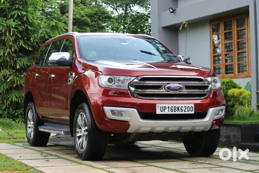Ford Endeavour 3.2 Titanium 4×4 2016