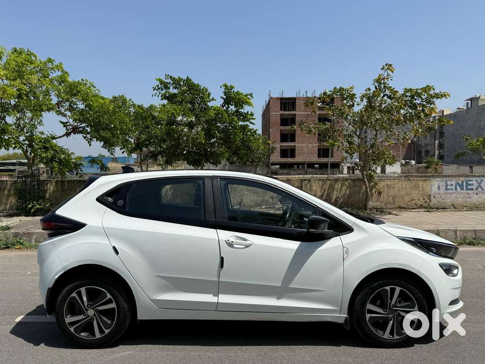 Tata Altroz Xza Plus (s), 2023, Petrol