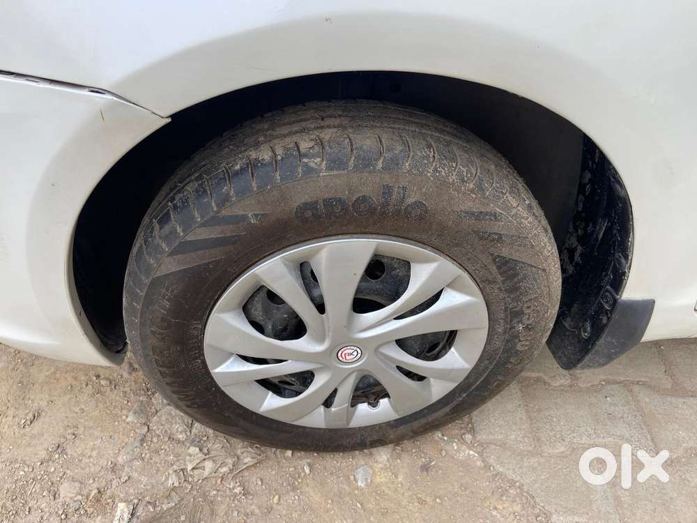 Maruti Suzuki Dzire 1.2 Vxi, 2015, Petrol