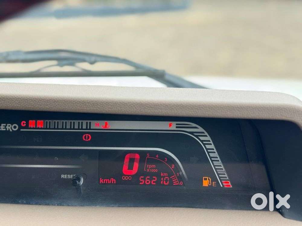 Mahindra Marazzo M8, 2019, Diesel