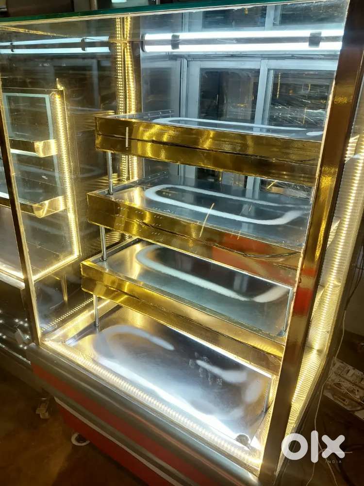 DISPLAY FRIDGE COUNTER