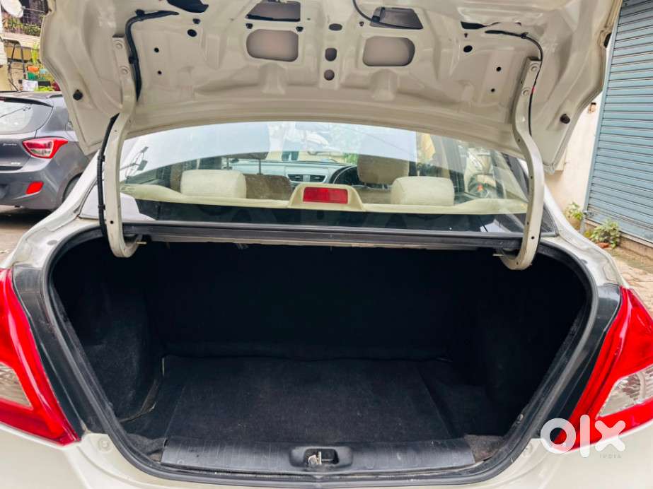Maruti Suzuki Dzire 1.2 Vxi, 2014