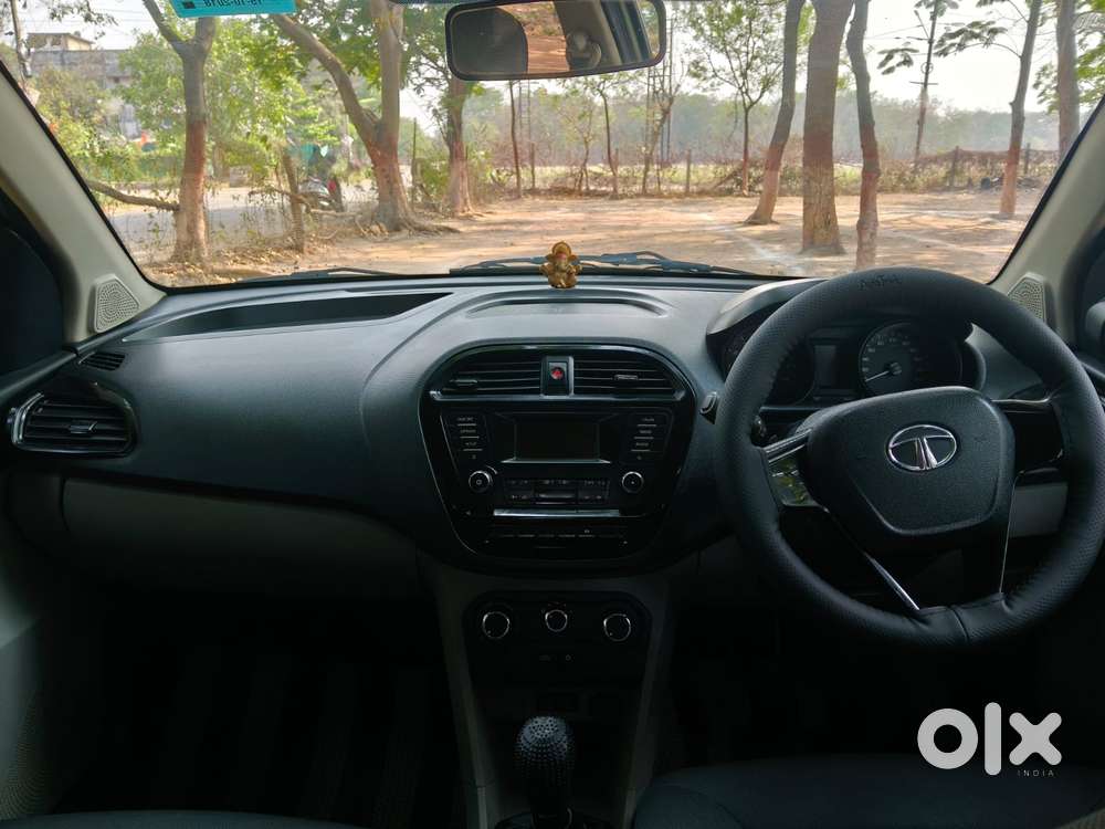 Tata Tiago 1.2 Revotron Xt (o), 2018, Petrol