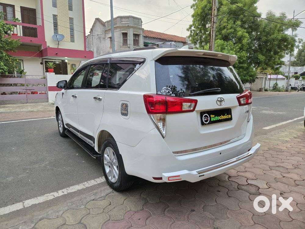 Toyota Innova Crysta 2.4 Gx Mt 8s, 2020, Diesel