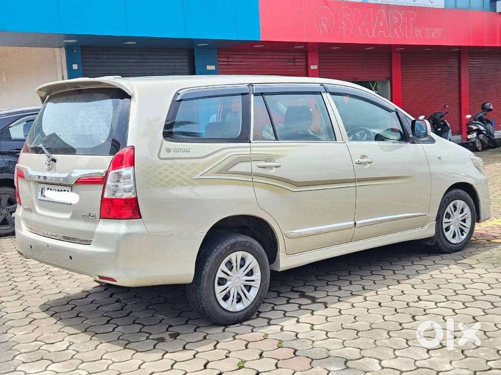 Toyota Innova [2013-2016] 2.5 G4 7 Str, 2015, Diesel