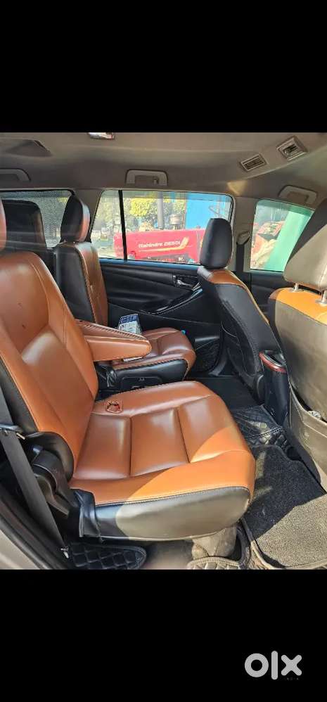 Toyota Innova Crysta 2.8 2019