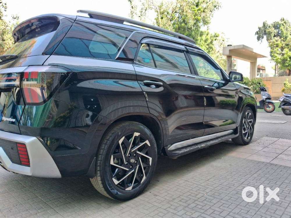 Hyundai Alcazar 1.5 Tdct Signature (o) 7s Petrol, 2025, Petrol