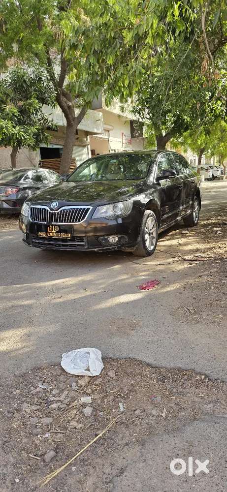 Skoda Superb 2014 Petrol Well Maintained