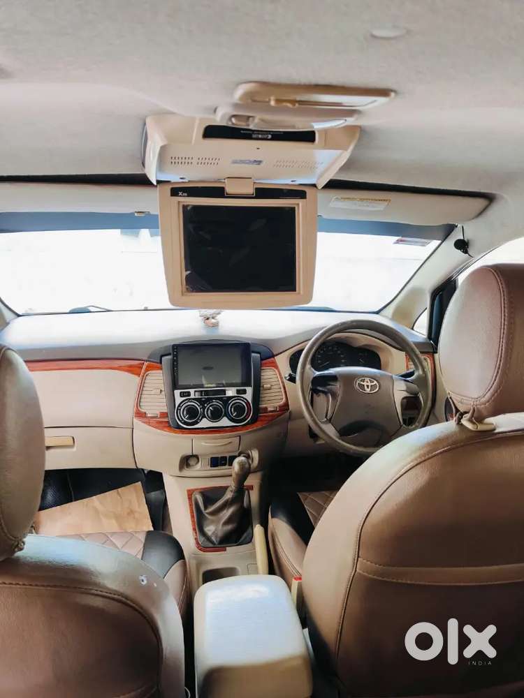 Toyota Innova 2.5 G 2012
