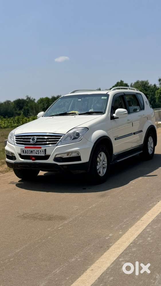 Ssangyong Diesel Car 2014 Top Model Rare Car 0to100 (8) Second