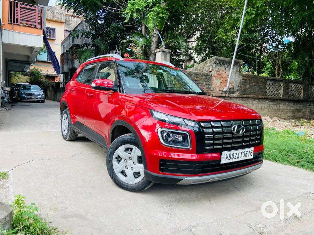Hyundai Venue 1.2 S (o), 2023, Petrol