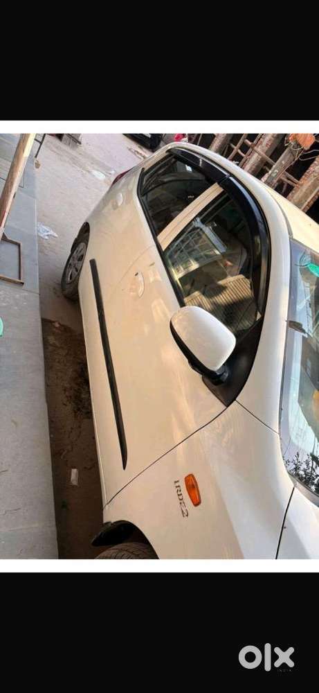 Hyundai I10 2012 Petrol Good Condition With Cng