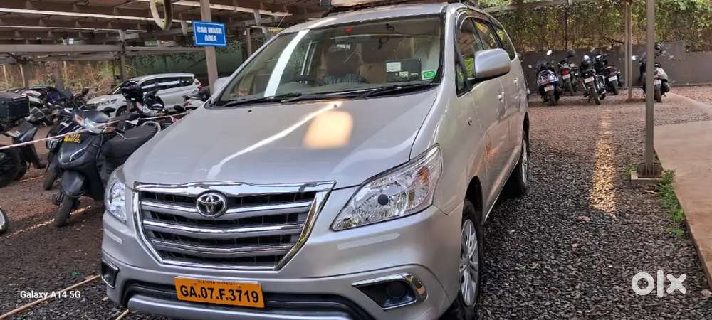 Toyota Innova Hycross 2013